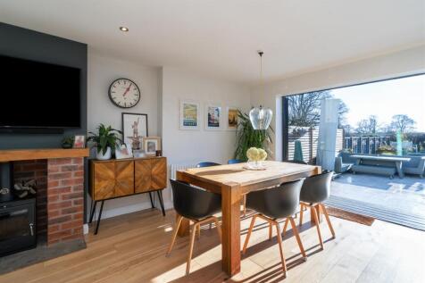 21 Kingswood Close_18.jpg