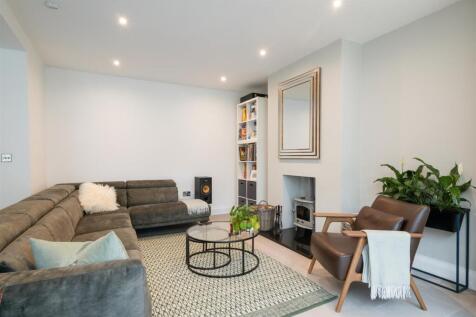 210 St. Bernards Road_22.jpg