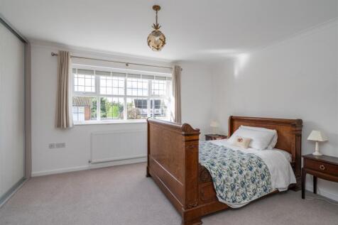 27 Warren Drive, Dorridge, B93 8 JY_LO_1.jpg