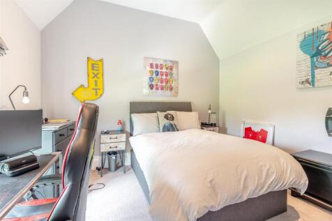 8567712-interior38.jpg