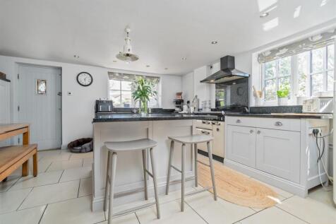 2 Canal Cottage_26.jpg