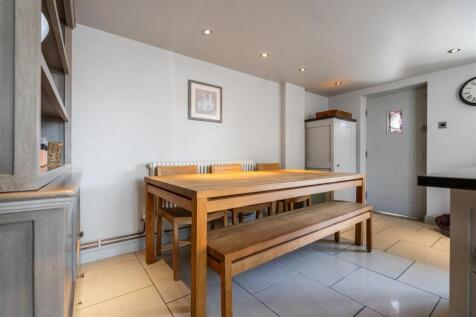 2 Canal Cottage_27.jpg
