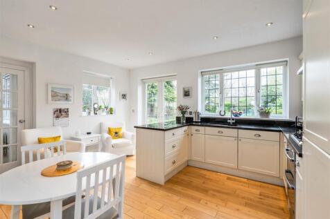 82 Widney Manor Road_35.jpg