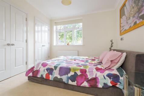 Apt 6 Chadwick House_9.jpg