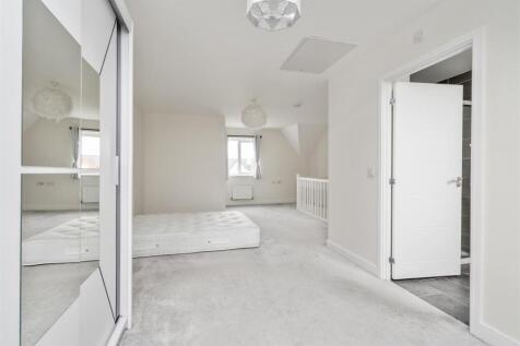 18 Kildare Close_1.jpg