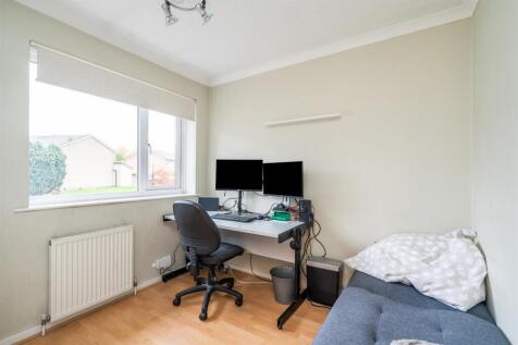 18 Milholme Green_3.jpg