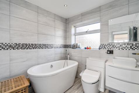 2 High Street_10.jpg