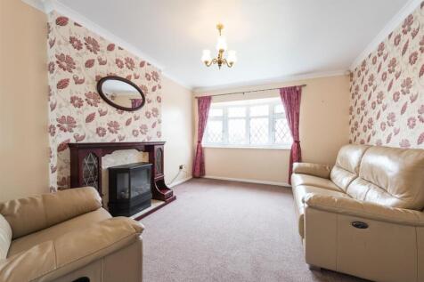 157, Stonebury Avenue Coventry, CV5 7DW_6.jpg