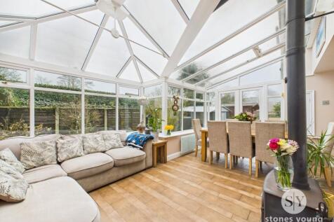 Conservatory &amp; Dining Room