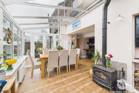 Conservatory &amp; Dining Room