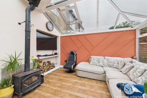 Conservatory &amp; Dining Room