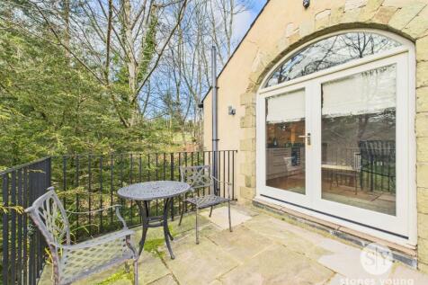 Double Storey Detached Annexe And Garages