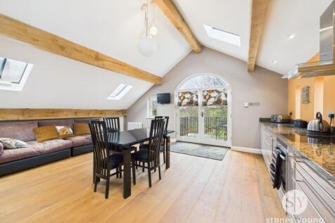 Open Plan Living Dining Kitchen