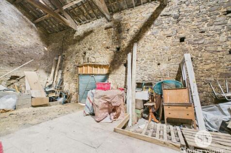 Stonebuilt Garage &amp; Barn