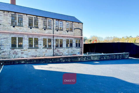 Roadside Unit to Let