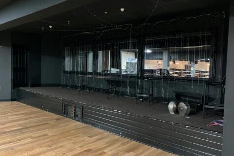 16 Mexb Funct Stage.jpg