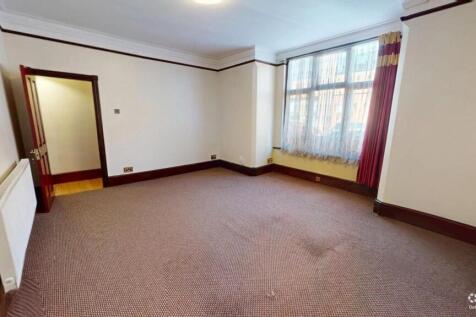 Fairview-Road-09292025_143209_defurnished