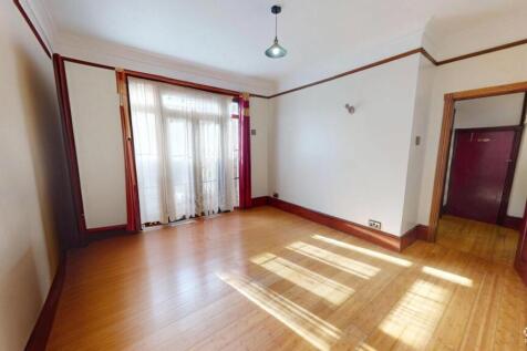 Fairview-Road-09292025_125909_defurnished