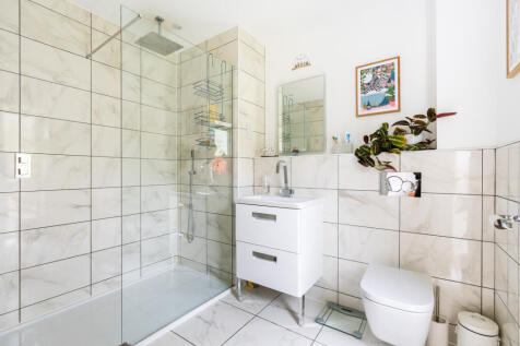 Master En-Suite