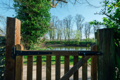 Access To River Bank