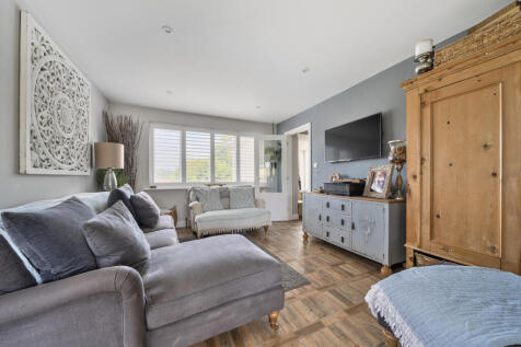 1309063-11-684c2c...