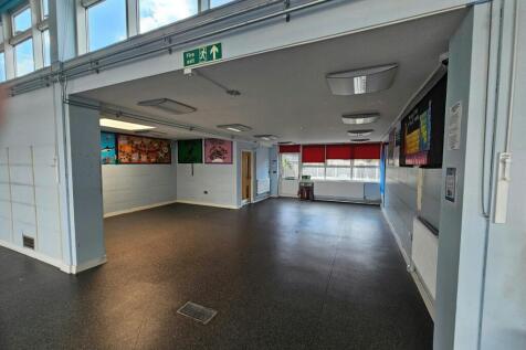 Internal off main hall.jpg