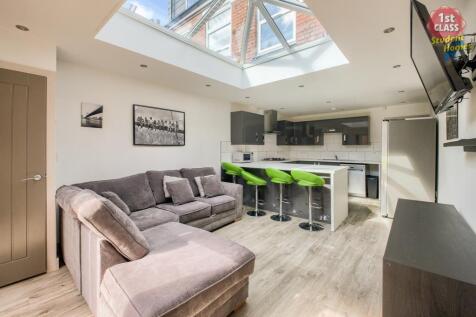Kitchen/Living Room 