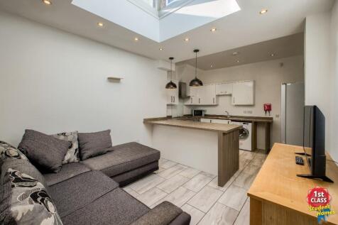 Kitchen/ Living Room