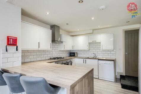 Kitchen/Living Room 