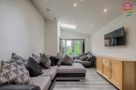 Kitchen/Living Room 