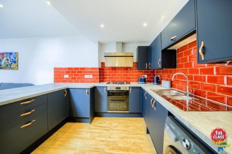 Living Room/ Kitchen