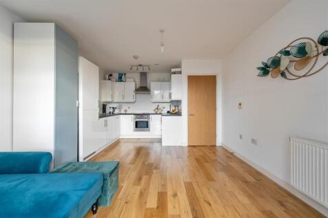 Repton House E4