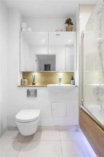 Citius Court, E4
