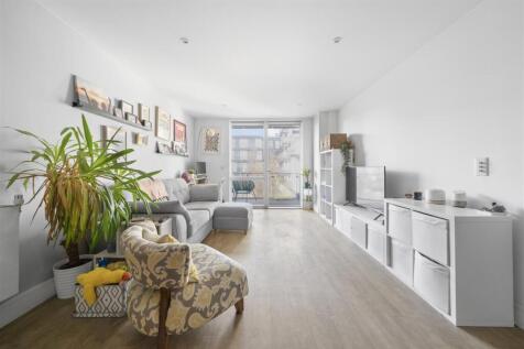 Citius Court, E4