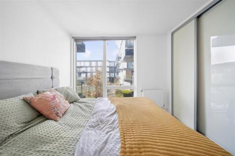 Citius Court, E4