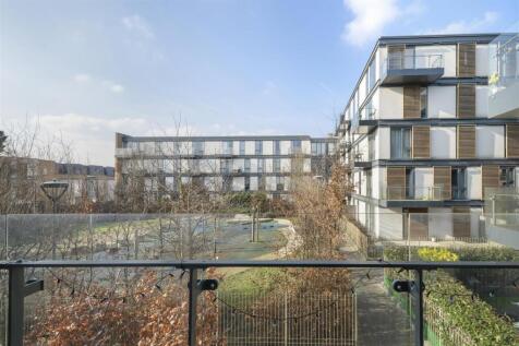 Citius Court, E4