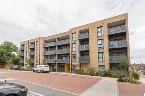 Merriam Close E4