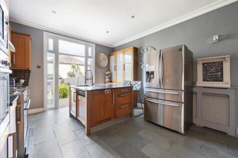 Falmouth Avenue E4