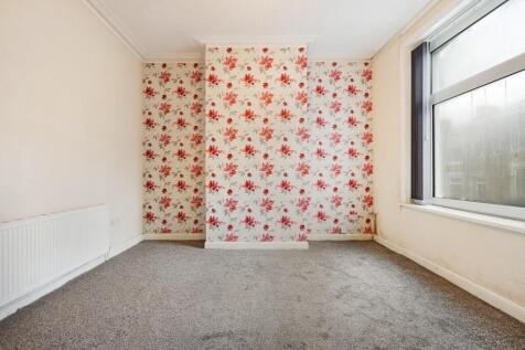 12 Atlas Road HDR-4.jpg