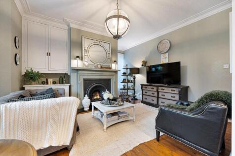 32 Cyprus Street HDR-23.jpg