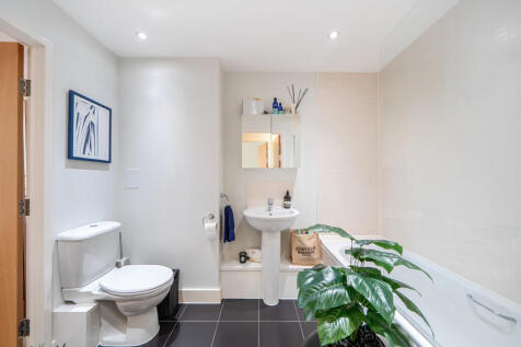 1392802-5-6942bc4...