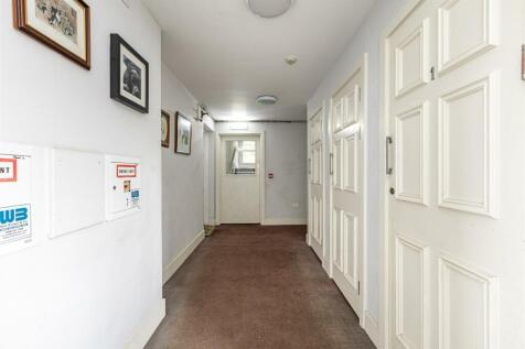 3 Wilderhaugh Court Galashiels 06.JPG