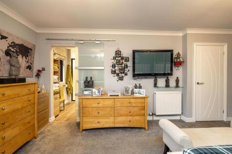 2 Kingsknowe Gardens Galashiels 18.JPG