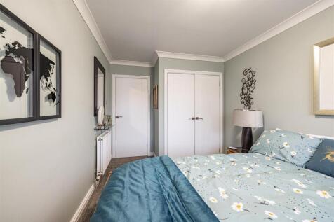 2 Kingsknowe Gardens Galashiels 12.JPG