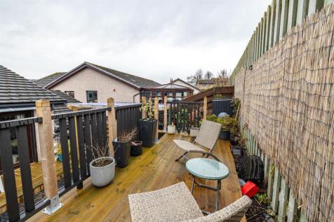 2 Kingsknowe Gardens Galashiels 47.JPG