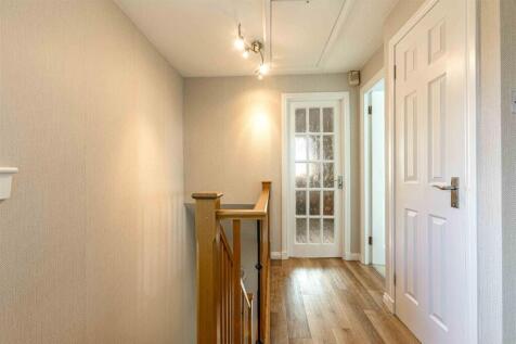 6 Eildon Lodge Gardens Galashiels Low Res 36.JPG