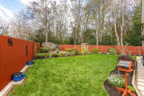 6 Eildon Lodge Gardens Galashiels Low Res 38.JPG