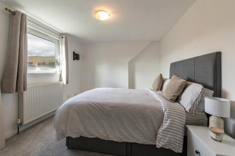 276 Gala Park Galashiels 19a.jpg