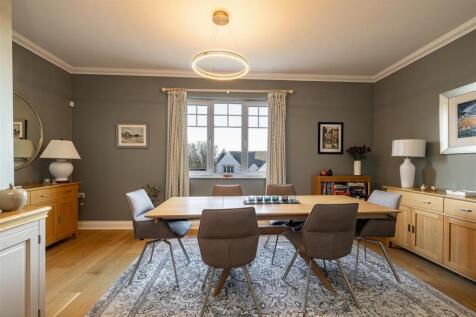 2 Harleyburn Court Melrose 22.JPG