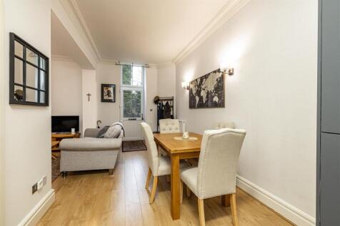 92 Dingleton Apartments Melrose 09.JPG